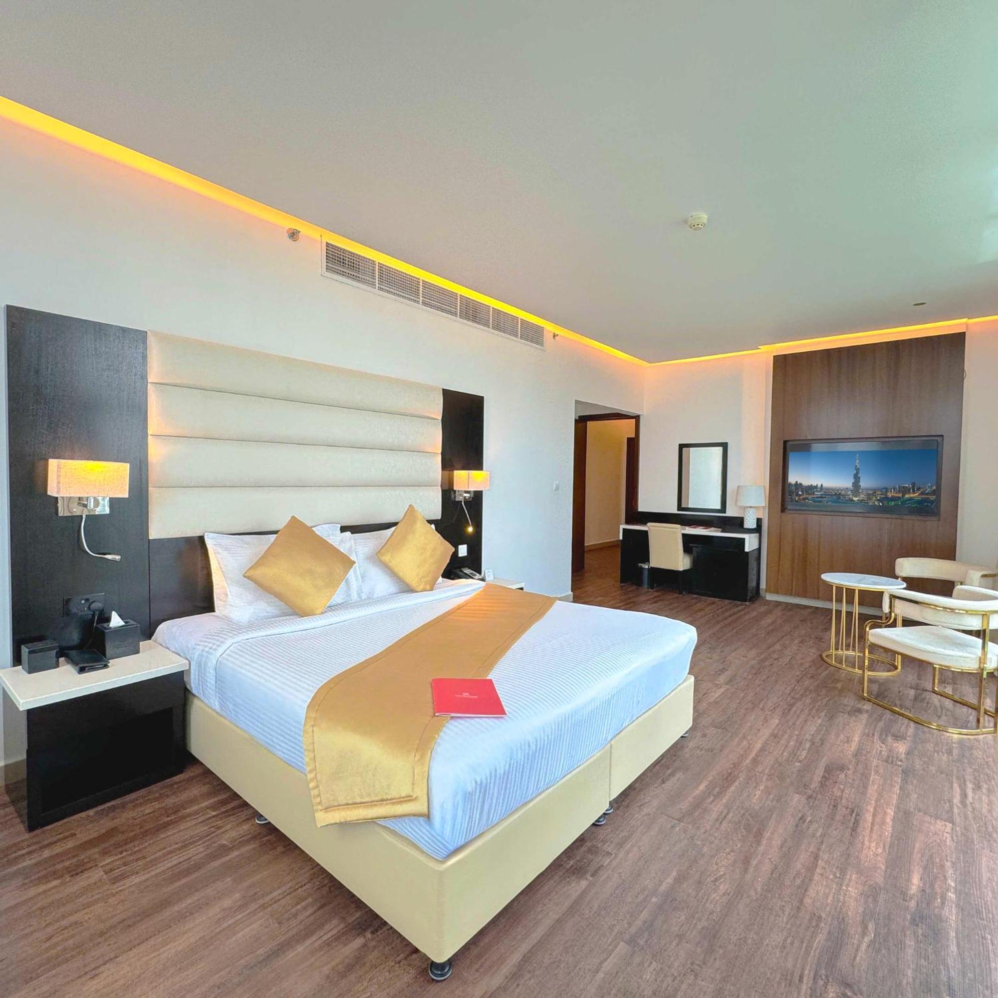 Sunday Mega Hotel Sheikh Zayed Road Near Difc Formerly Emirates Grand Hotel Dubai Exterior foto